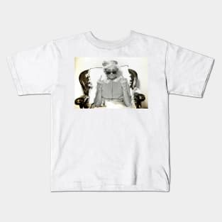 Queen Sophia Of Golden Girl Kids T-Shirt